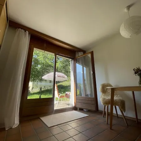 Chesa Muntanaia Apartment